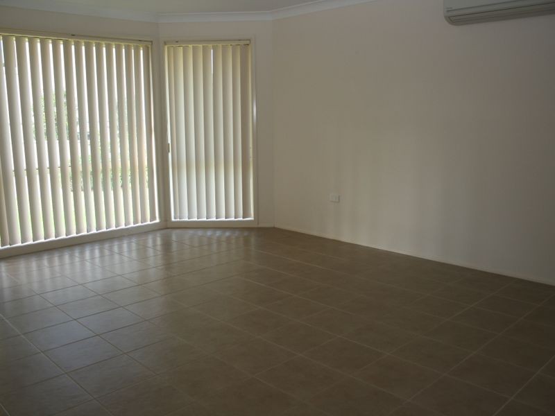 10 Victor Close, Green Point NSW 2251