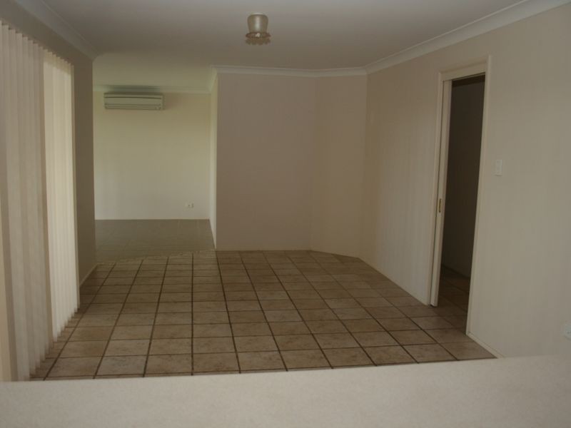 10 Victor Close, Green Point NSW 2251