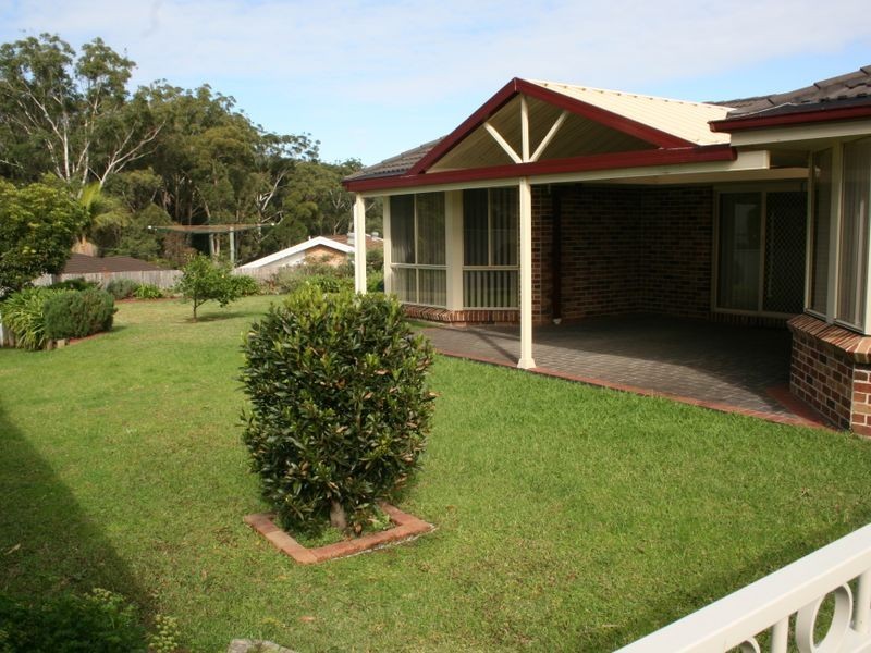 10 Victor Close, Green Point NSW 2251