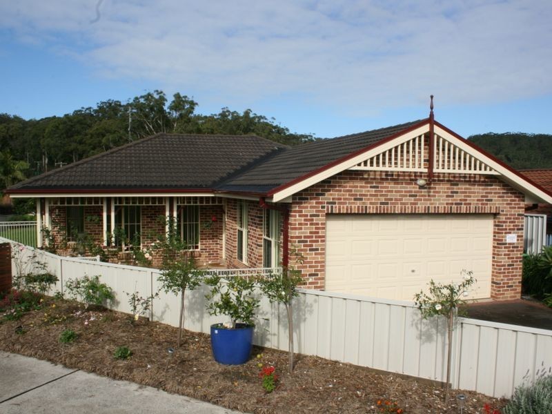 10 Victor Close, Green Point NSW 2251