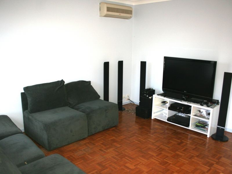 4 Merideth Place, Green Point NSW 2251