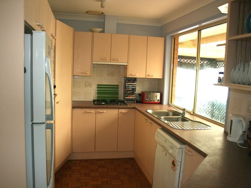 4 Merideth Place, Green Point NSW 2251