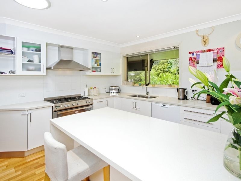 12 Highland Road, Green Point NSW 2251