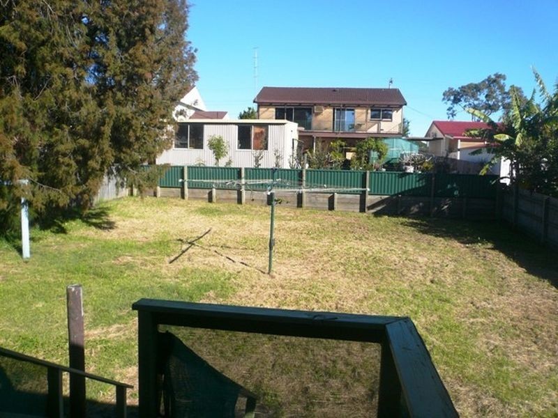 26 Ruby Street, Gorokan NSW 2263