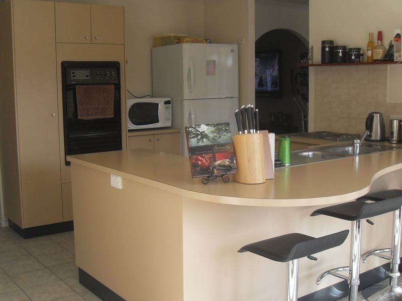 25 Henzel Road, Green Point NSW 2251