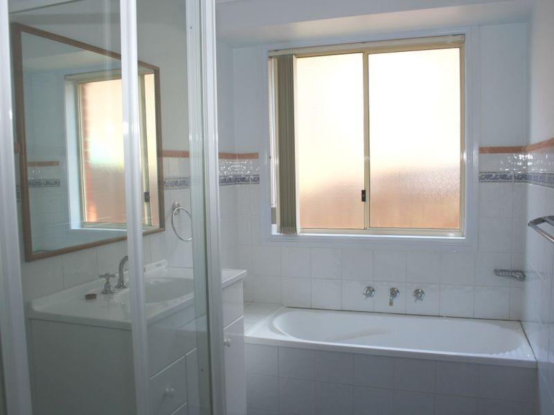 1/10 Sotherby Avenue, Terrigal NSW 2260