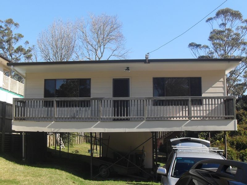 19 Girraween Avenue, Erina NSW 2250