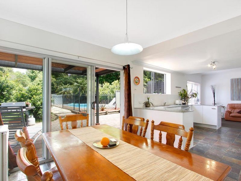 34 Dakara Avenue, Erina NSW 2250