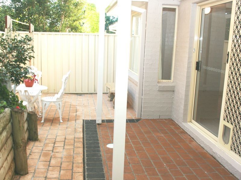 1/5 Jennie Cox Close, Erina NSW 2250