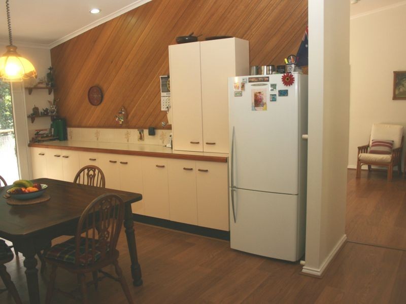 89 James Sea Drive, Green Point NSW 2251