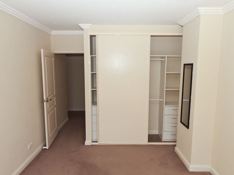 7/12 Baker Street, Gosford NSW 2250