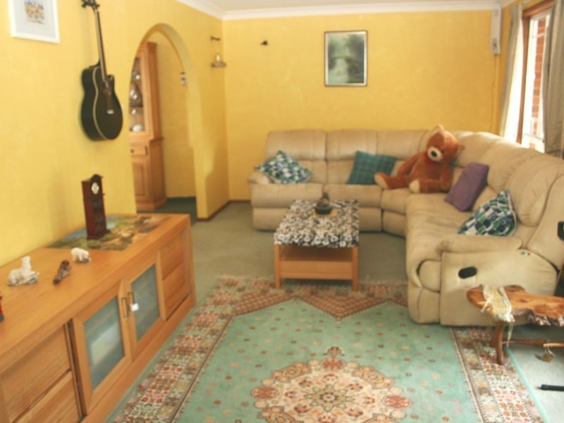 3 Newman Close, Green Point NSW 2251