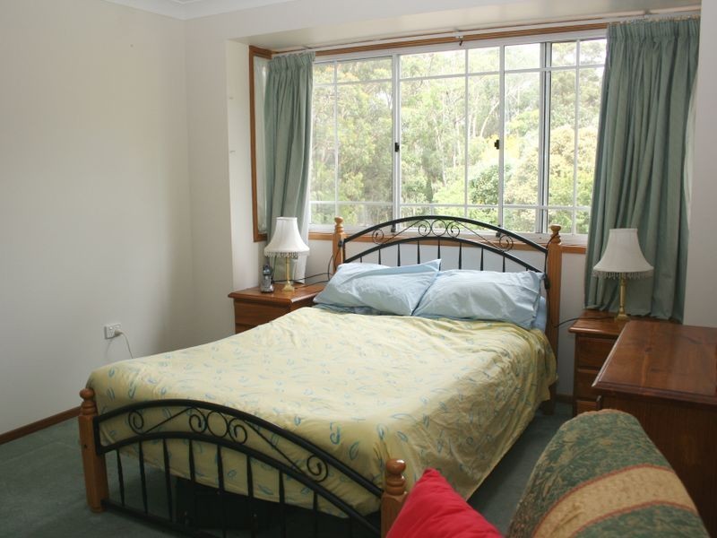 3 Newman Close, Green Point NSW 2251