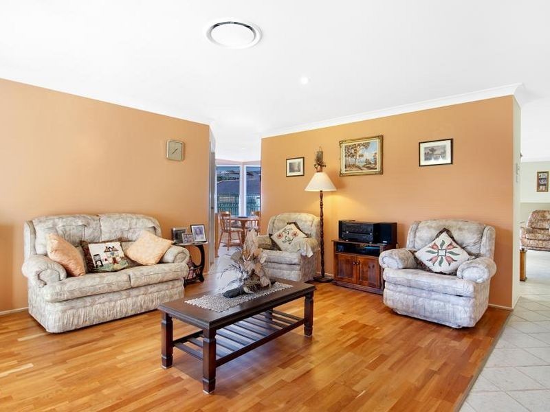 13 Sandpiper Place, Green Point NSW 2251