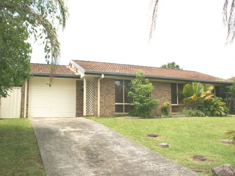 19 Eden Grove, Erina NSW 2250