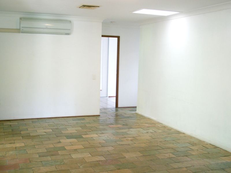 8 Chetwynd Road, Erina NSW 2250