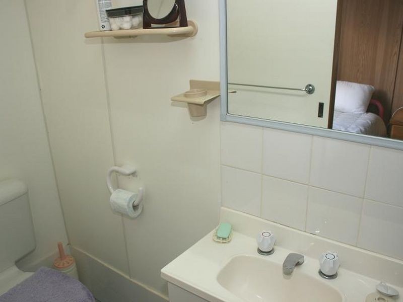 Row J6A Broadlands Estate, Green Point NSW 2251