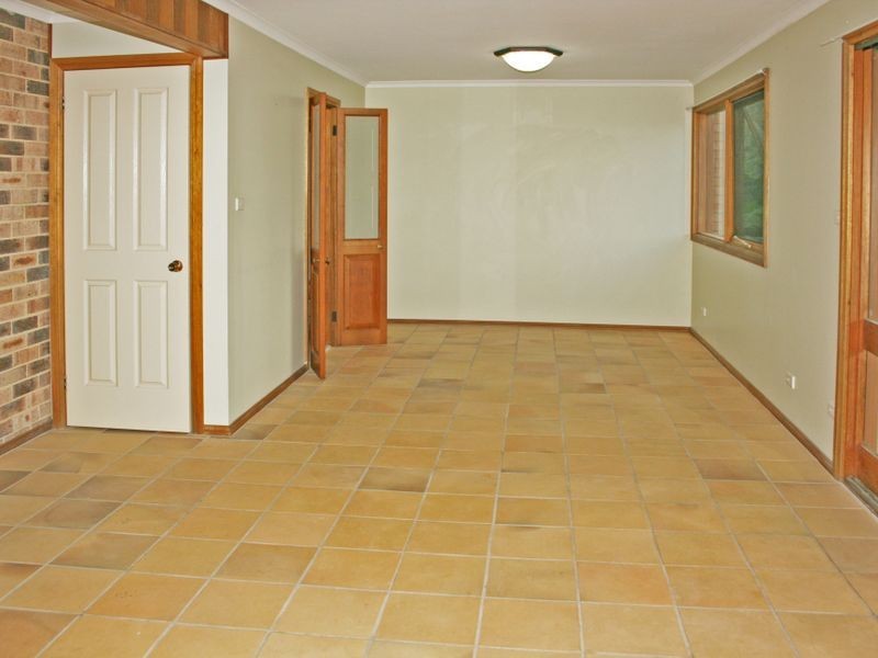 7 Derwyn Close, North Gosford NSW 2250