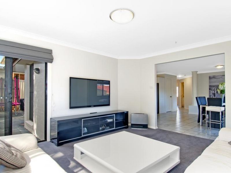 14 Robusta Close, Erina NSW 2250