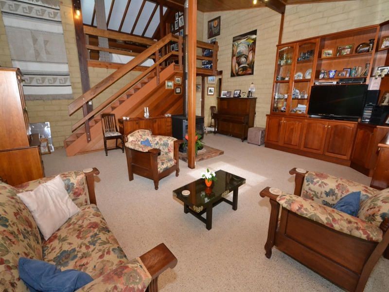 9 Riatta Street, Erina NSW 2250