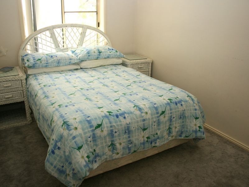 1/16 Christle Street, Green Point NSW 2251