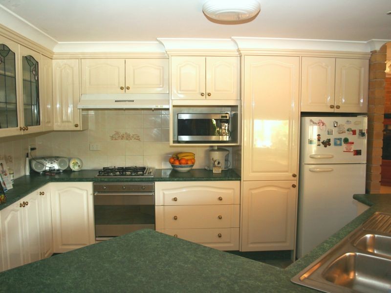 123 James Sea Drive, Green Point NSW 2251