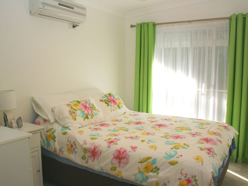52 Second Avenue Broadlands Estate, Green Point NSW 2251