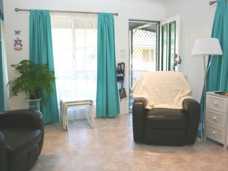 52 Second Avenue Broadlands Estate, Green Point NSW 2251