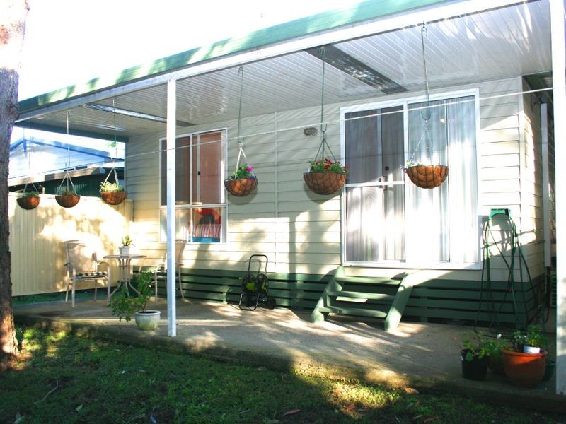 52 Second Avenue Broadlands Estate, Green Point NSW 2251