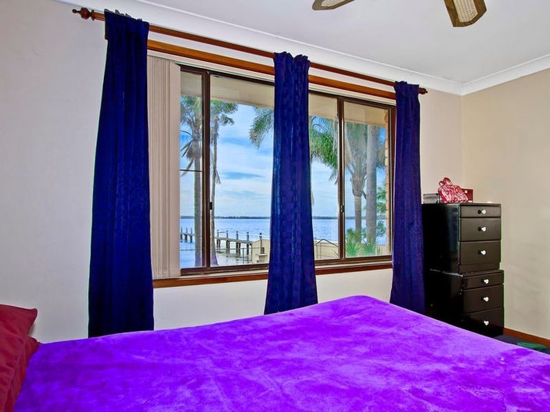 8 Cross Street, Toukley NSW 2263