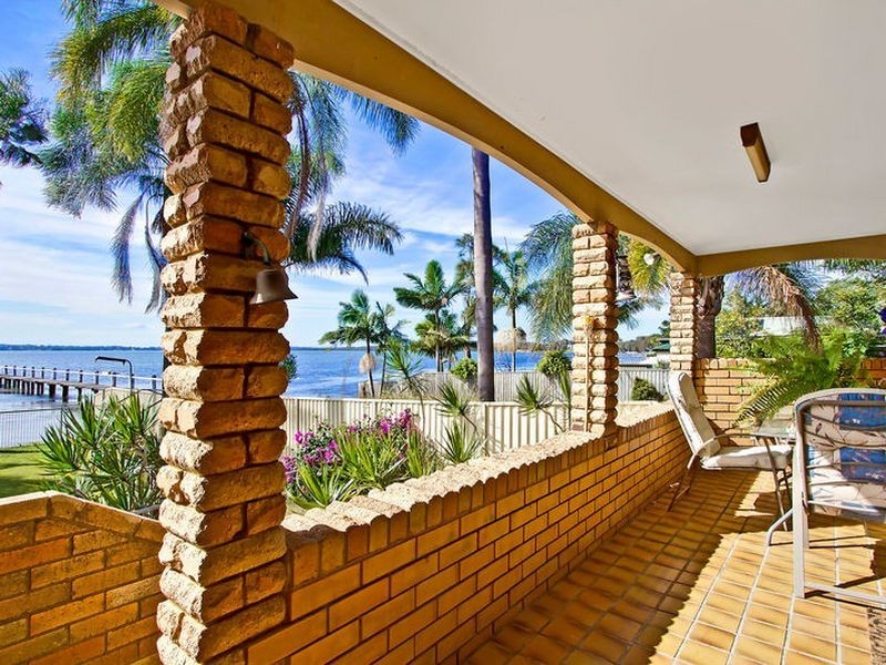 8 Cross Street, Toukley NSW 2263