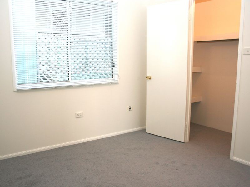27 Second Avenue Broadlands Estate, Green Point NSW 2251