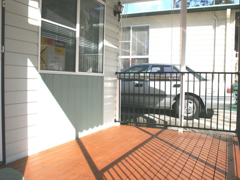 27 Second Avenue Broadlands Estate, Green Point NSW 2251