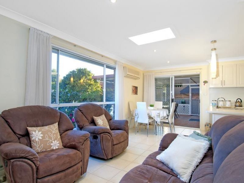 10 Henzel Road, Green Point NSW 2251