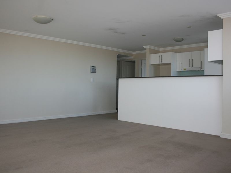 21/12 Baker Street, Gosford NSW 2250