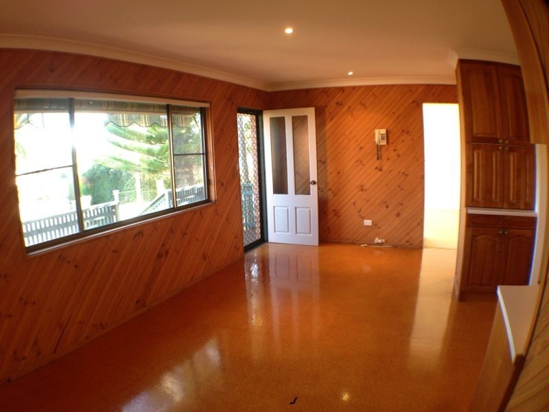 27 Asca Drive, Green Point NSW 2251