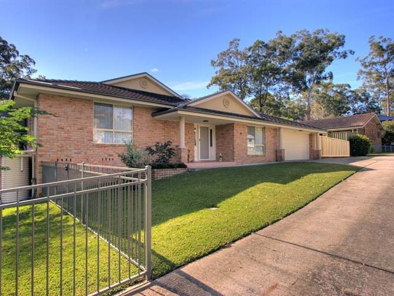 19 Kenmare Road, Green Point NSW 2251