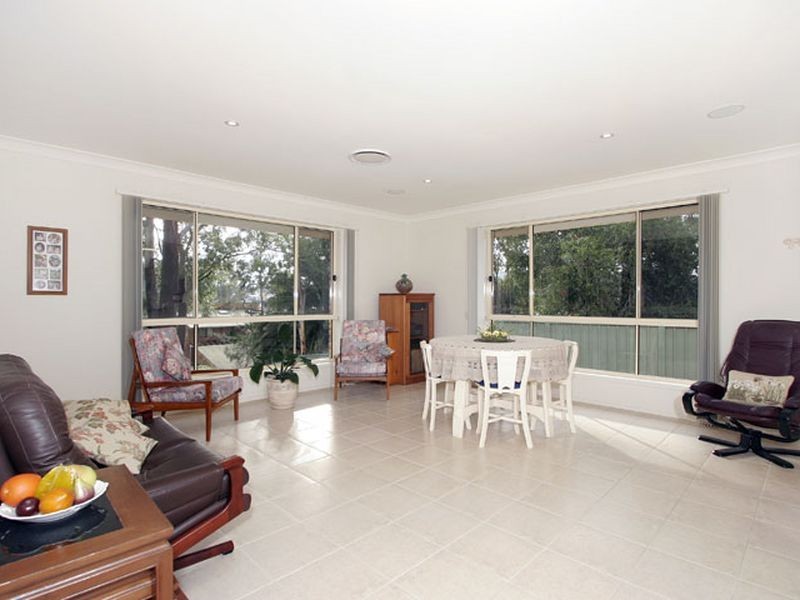 19 Kenmare Road, Green Point NSW 2251