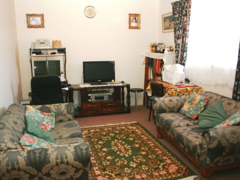 125 James Sea Drive, Green Point NSW 2251