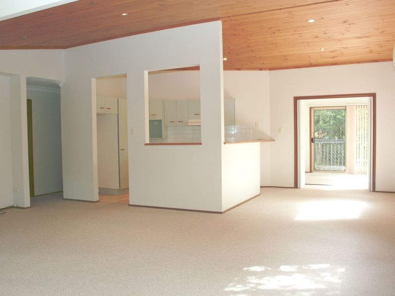 15 Muloora Road, Springfield NSW 2250