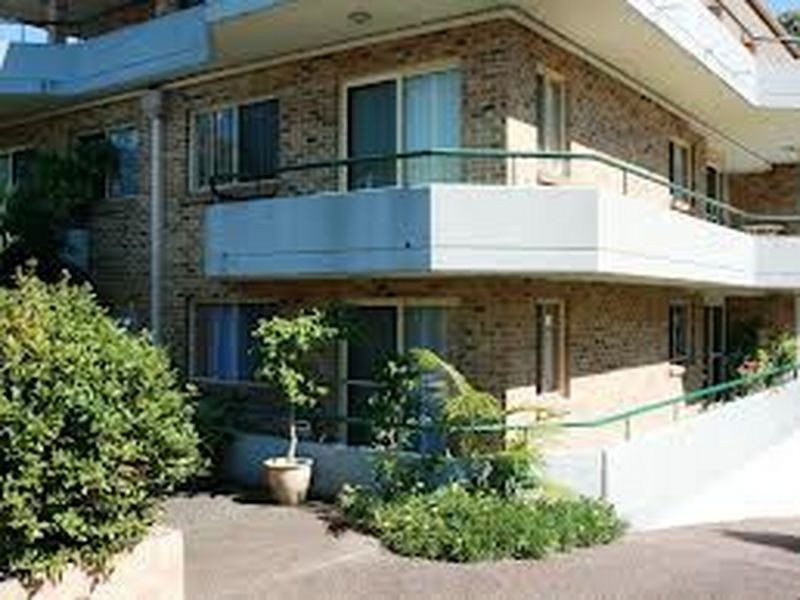 2/70 Karalta Road, Erina NSW 2250