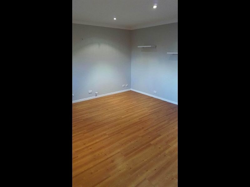 4 Greenvale Road, Green Point NSW 2251