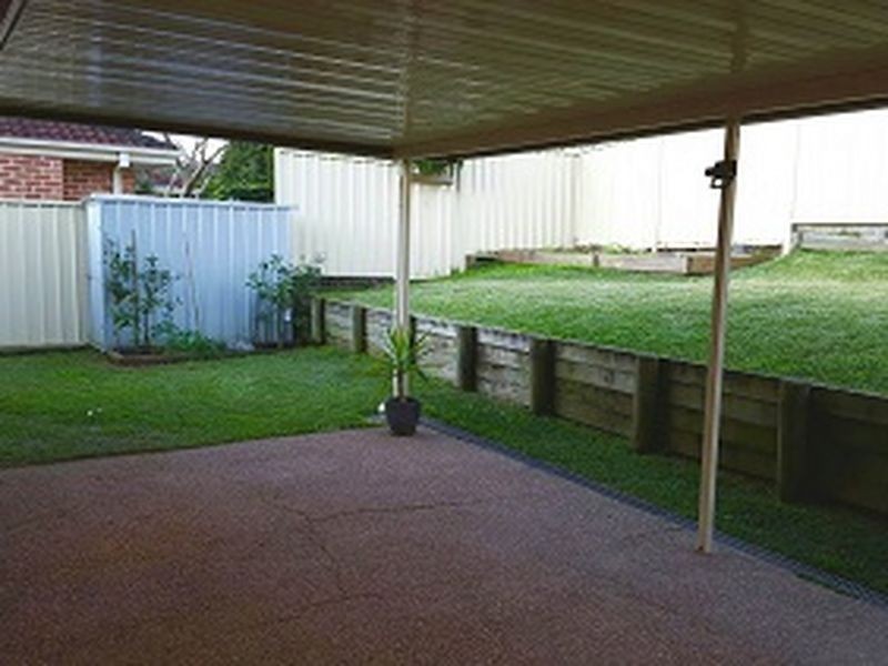 4 Greenvale Road, Green Point NSW 2251