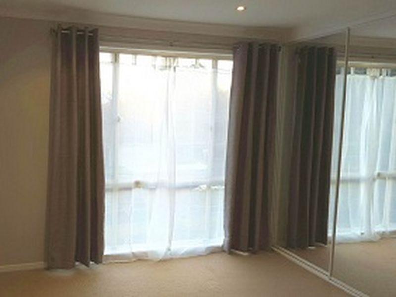 4 Greenvale Road, Green Point NSW 2251