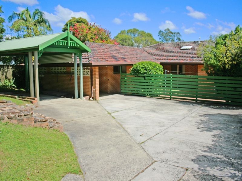 28 Asca Drive, Green Point NSW 2251