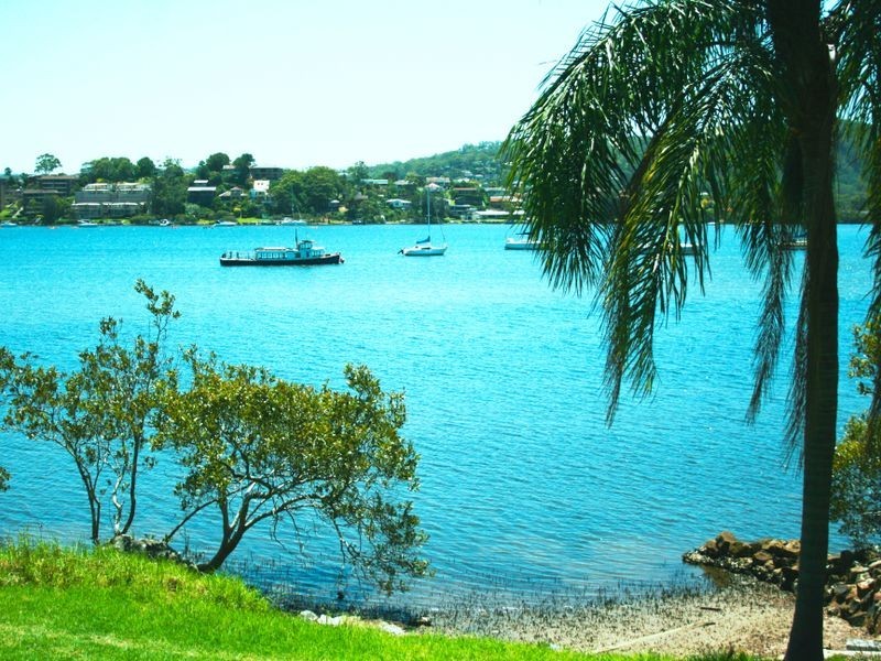 28 Asca Drive, Green Point NSW 2251