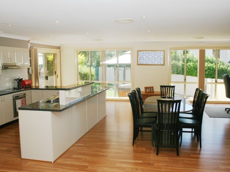 8 Scribbly Gum Crescent, Erina NSW 2250