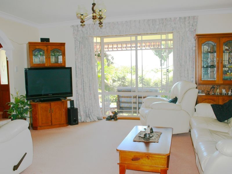 194A Avoca Drive, Green Point NSW 2251