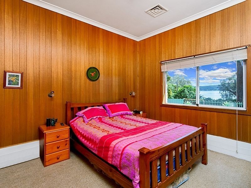 281 Avoca Drive, Green Point NSW 2251