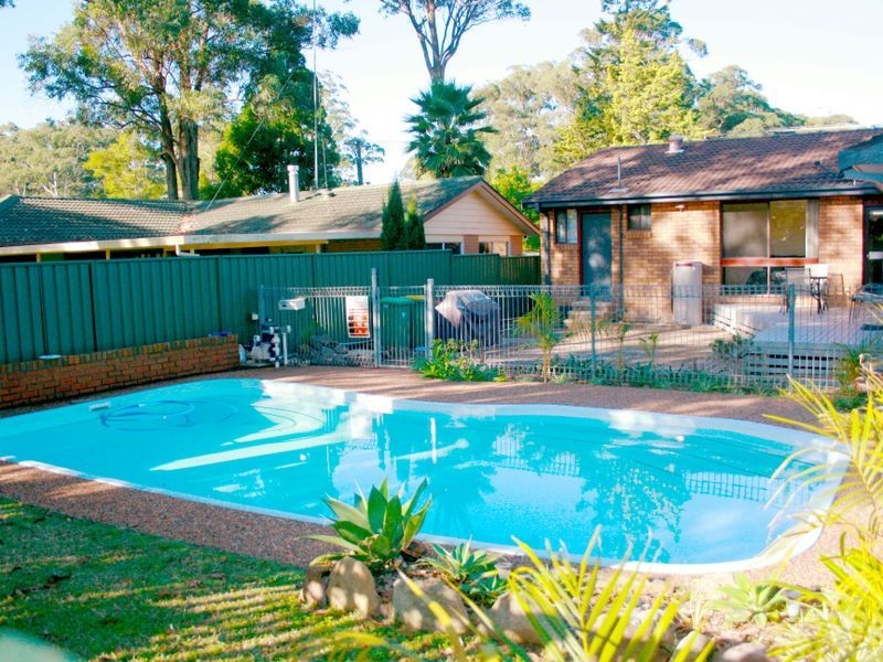 6 Chetwynd Road, Erina NSW 2250